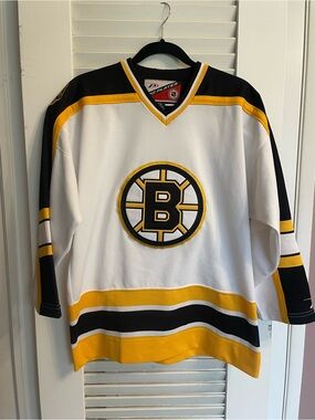 Vintage 90s Bruins Black White Yellow NHL Logo Jersey